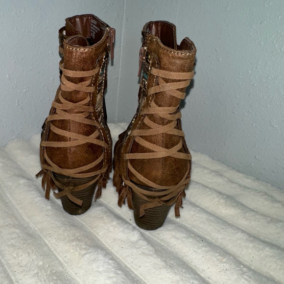 JellyPop Addison Fringe Pow Wow Cowboy Ankle Boots Bootie Women’s Sz 6.5 Aztec - Picture 13 of 14